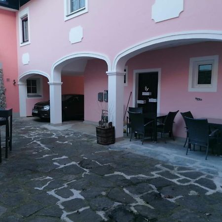 Gaestehaus Ruinenblick Bed & Breakfast Spitz an der Donau Dış mekan fotoğraf