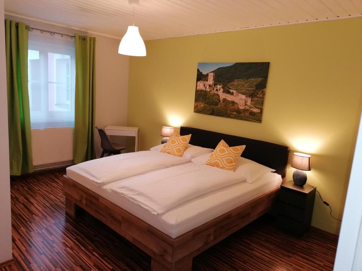 Gaestehaus Ruinenblick Bed & Breakfast Spitz an der Donau Dış mekan fotoğraf